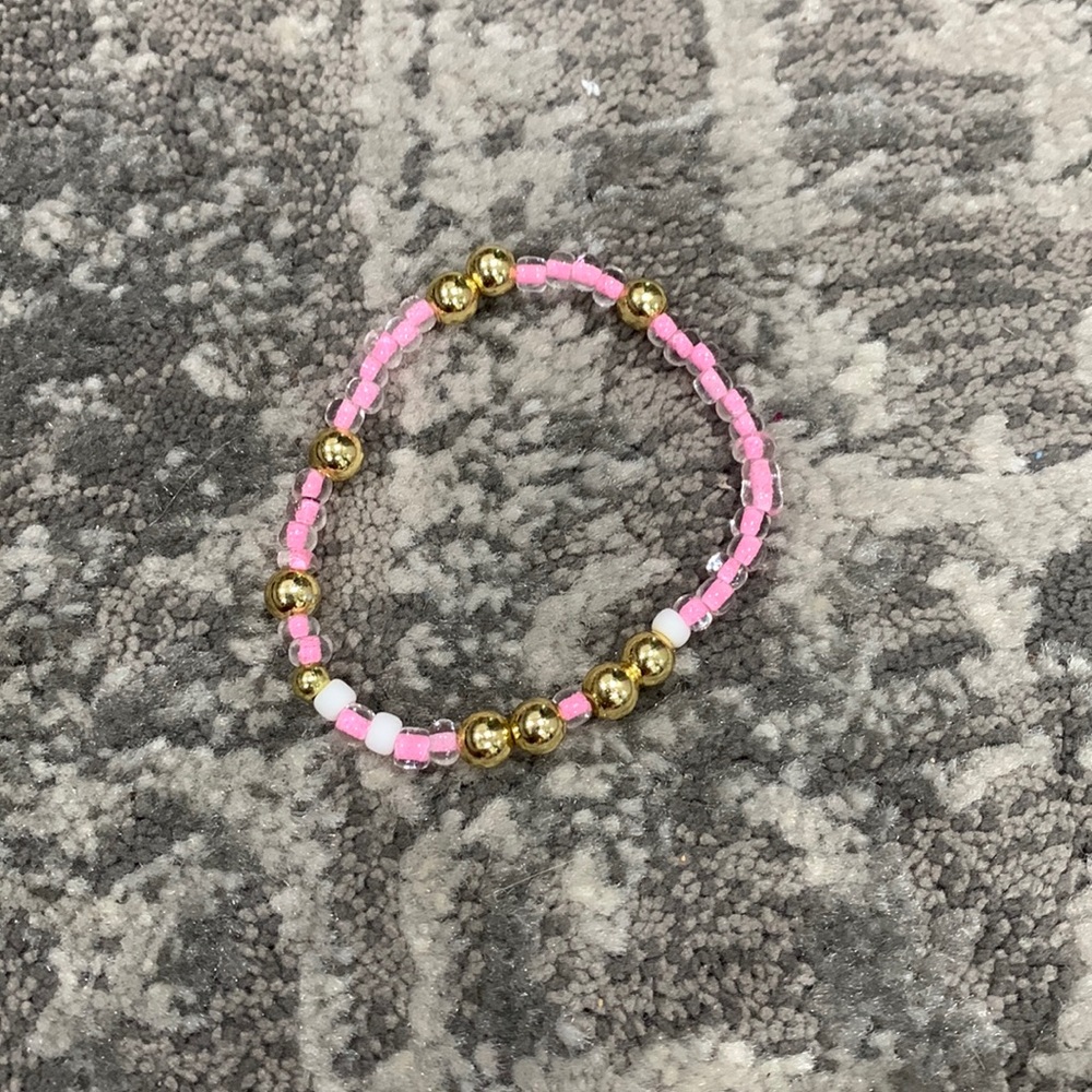 Handmade by me!! Bracelets!! One size for women!!